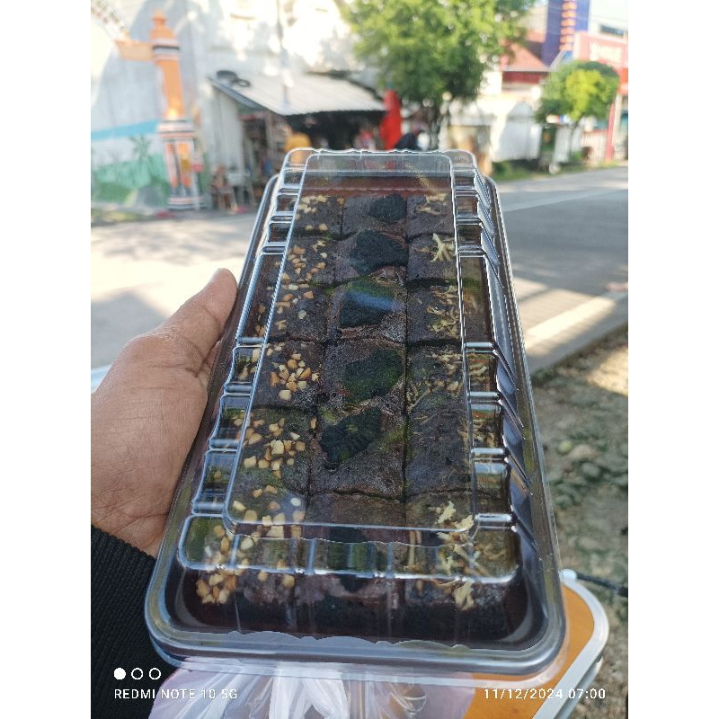 

brownis sekat