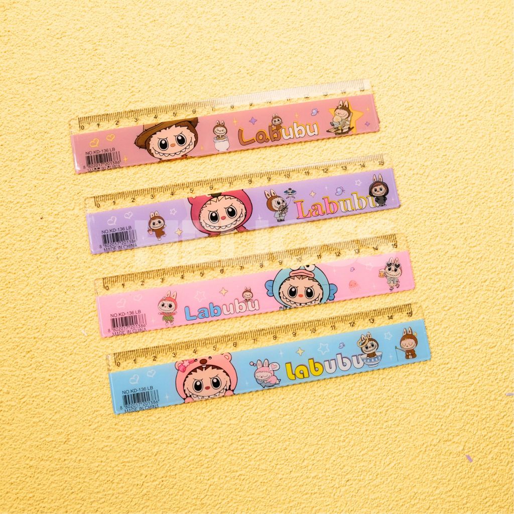 

PENGGARIS 15CM LABUBU GARISAN LABUBU PENGGARIS PLASTIK KARAKTER LABUBU HARGA GROSIR HELIOSS.CO