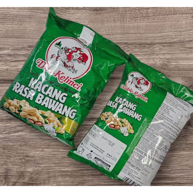 

Dua Kelinci kacang garing 180gr