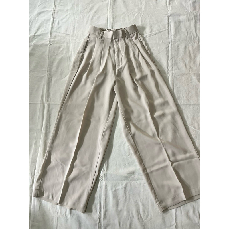 loose pants - pany.id