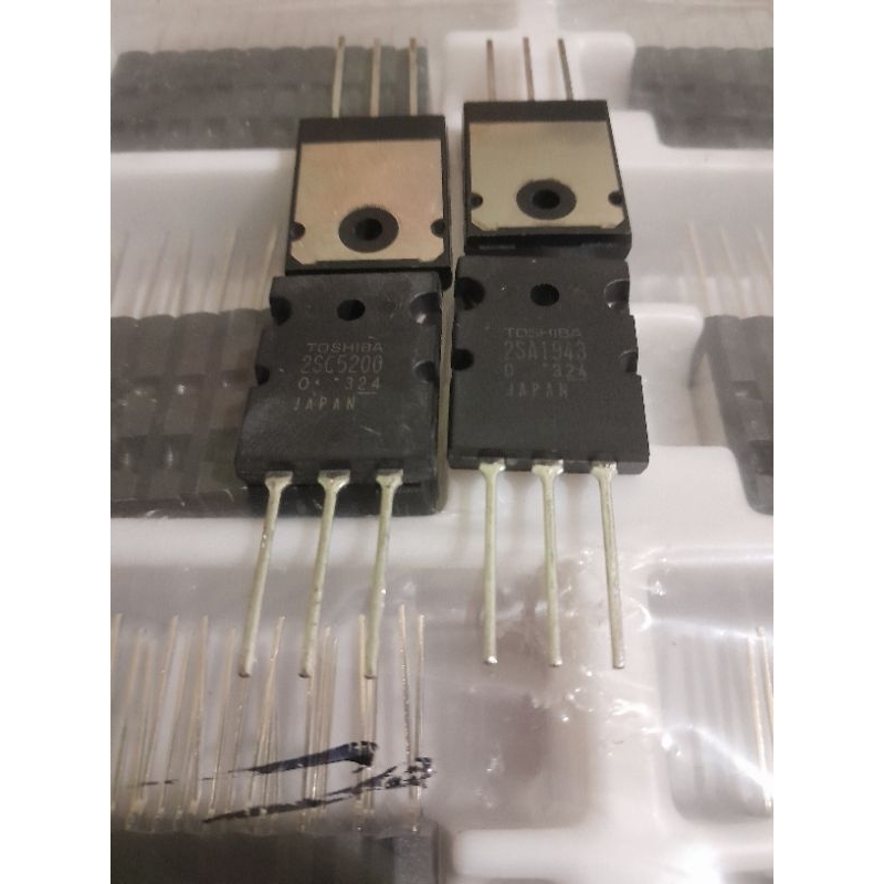 TRANSISTOR TOSHIBA ORI FINAL A1943 C5200 ASLI ORIGINAL JAPAN.TRANSISTOR FINAL ORIGINAL A1943 C5200