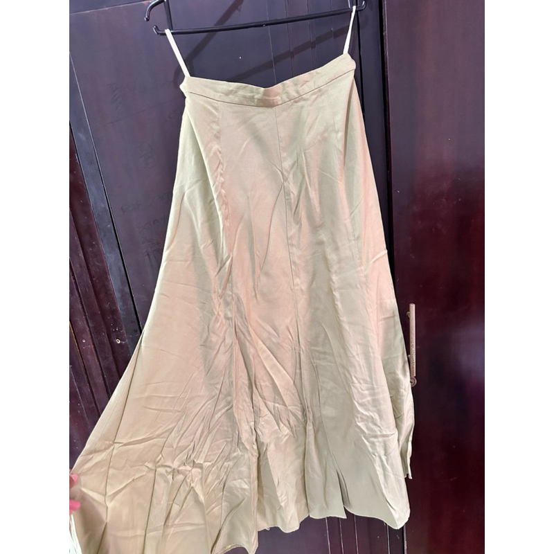 preloved rok hijau sage