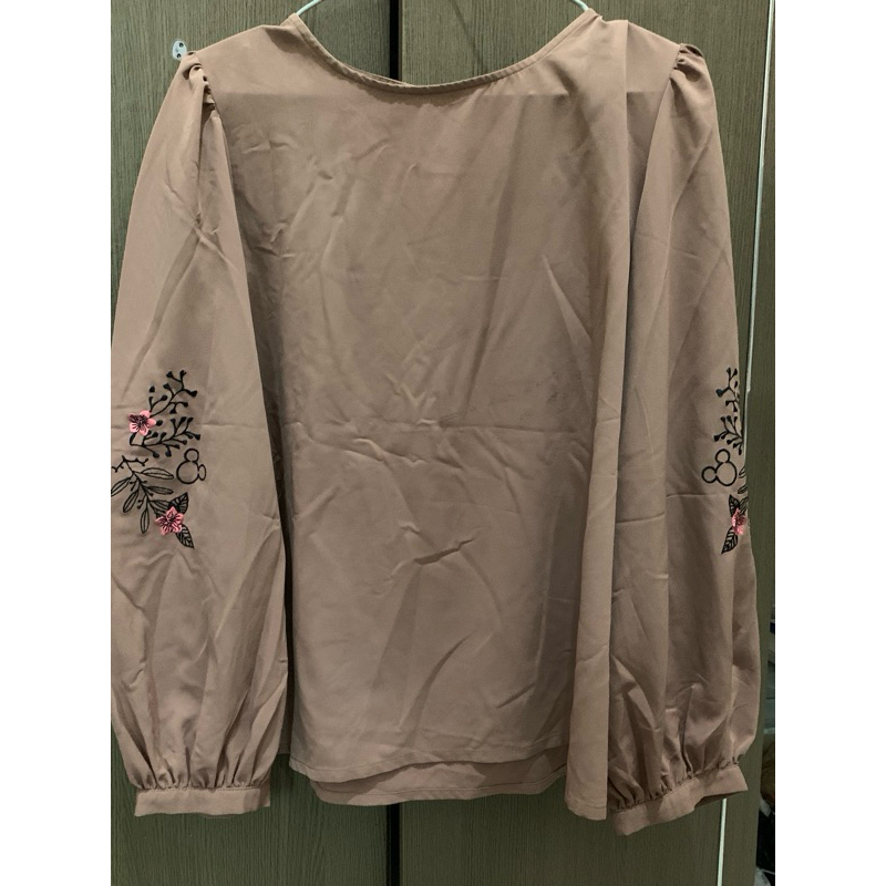 Preloved Blouse by Suqma x Disney/Coklat/Allsize