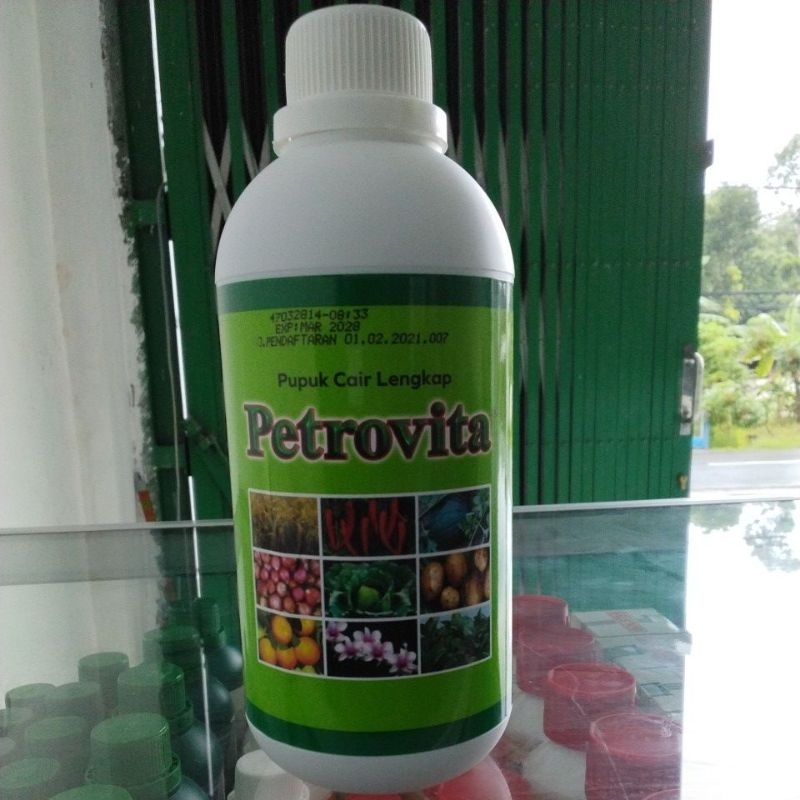 PUPUK CAIR PETROVITA ISI 500ML PETROKIMIA KAYAKU