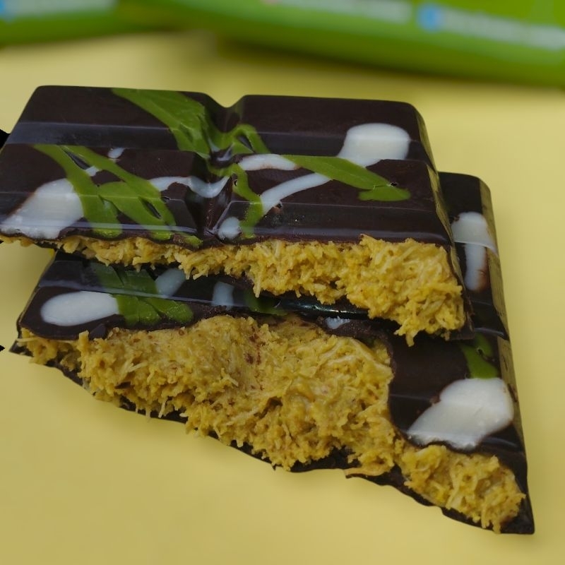 

Ready siap kirim Coklat Dubai Pistachio kunafa by daisy brownie lombok