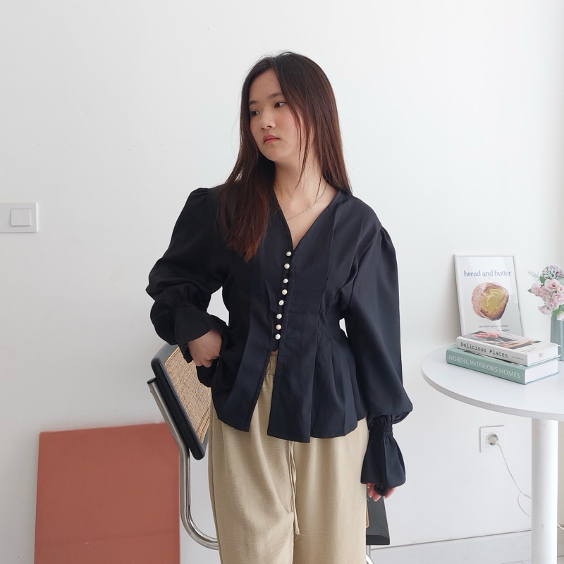 DISKON BORA TOP / BLOUSE WANITA KOREA / ATASAN KANTOR WANITA KASUAL / BLOUSE ELEGAN KOREA / BLOUSE