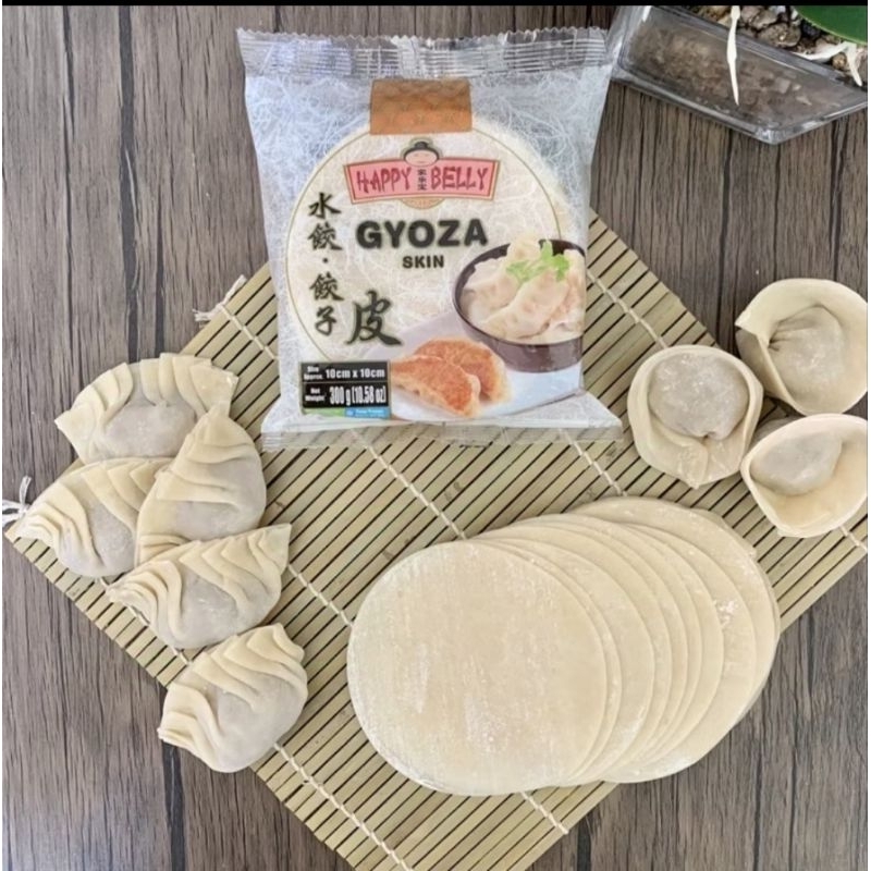 

Happy Belly Gyoza Skin 300gr Kulit Pangsit Kulit Dumpling 10*10cm