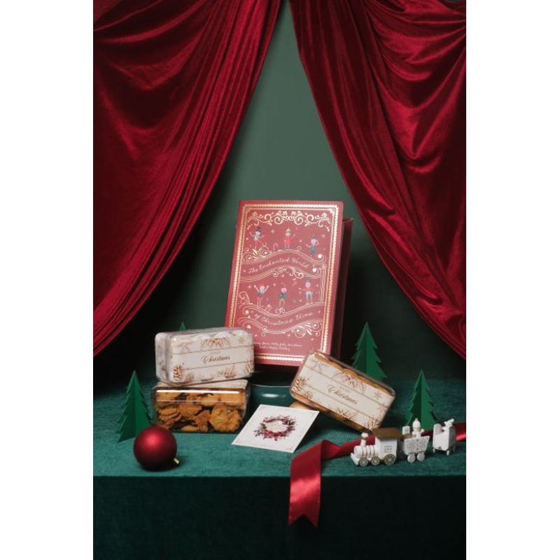 

ENCHANTED HAMPERS