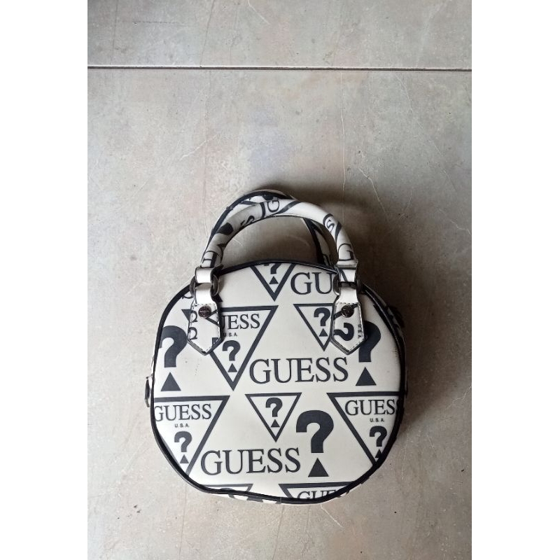 Preloved Tas Guess Ada Tali Panjang
