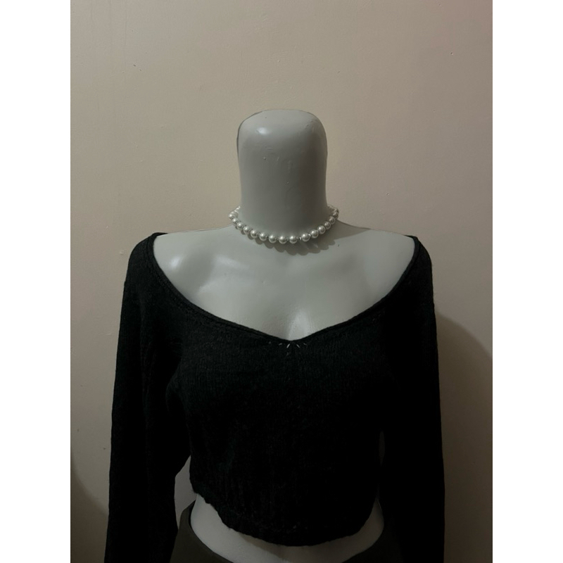 rajut knit sabrina crop top lengan balon meleduk dark grey katbol branded by uniqlo (new with tag)