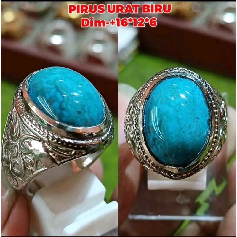 Cincin batu pirus biru