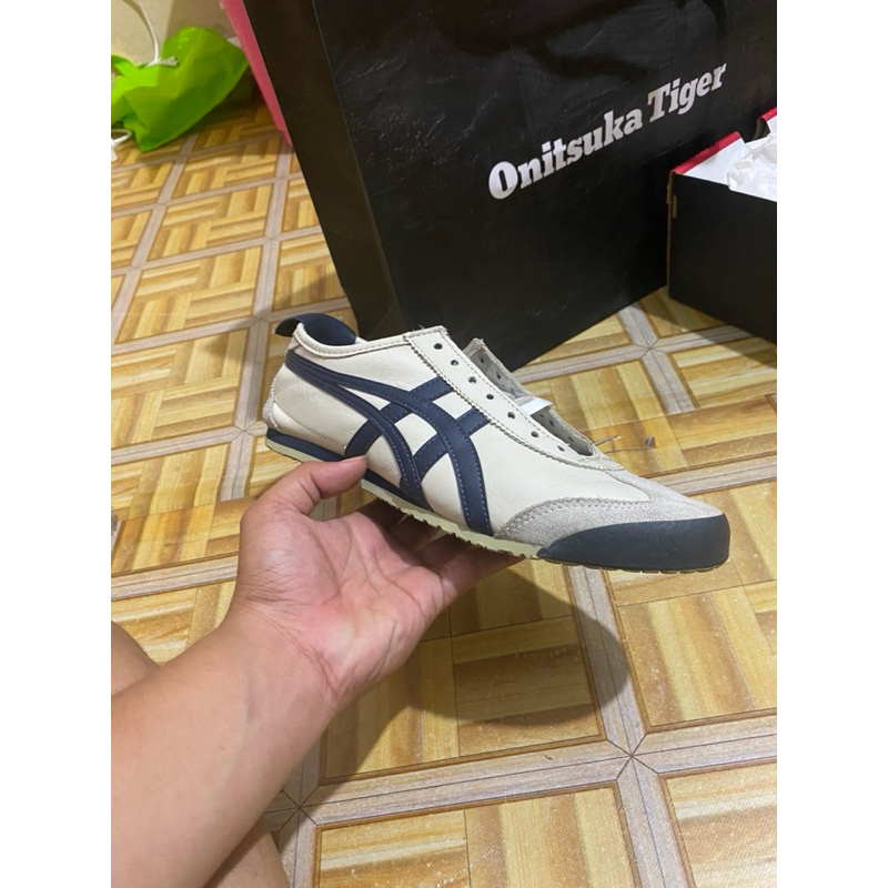 Onitsuka Tiger Sepatu Sneakers Putih Mexico 66