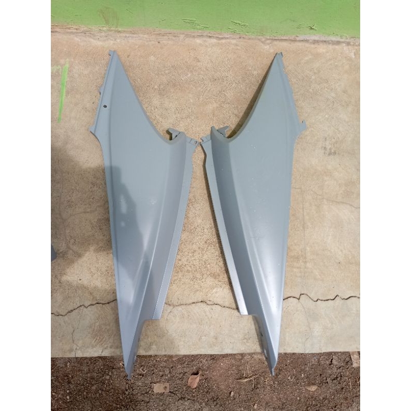 cover bodi belakang Honda beat karbu original copotan