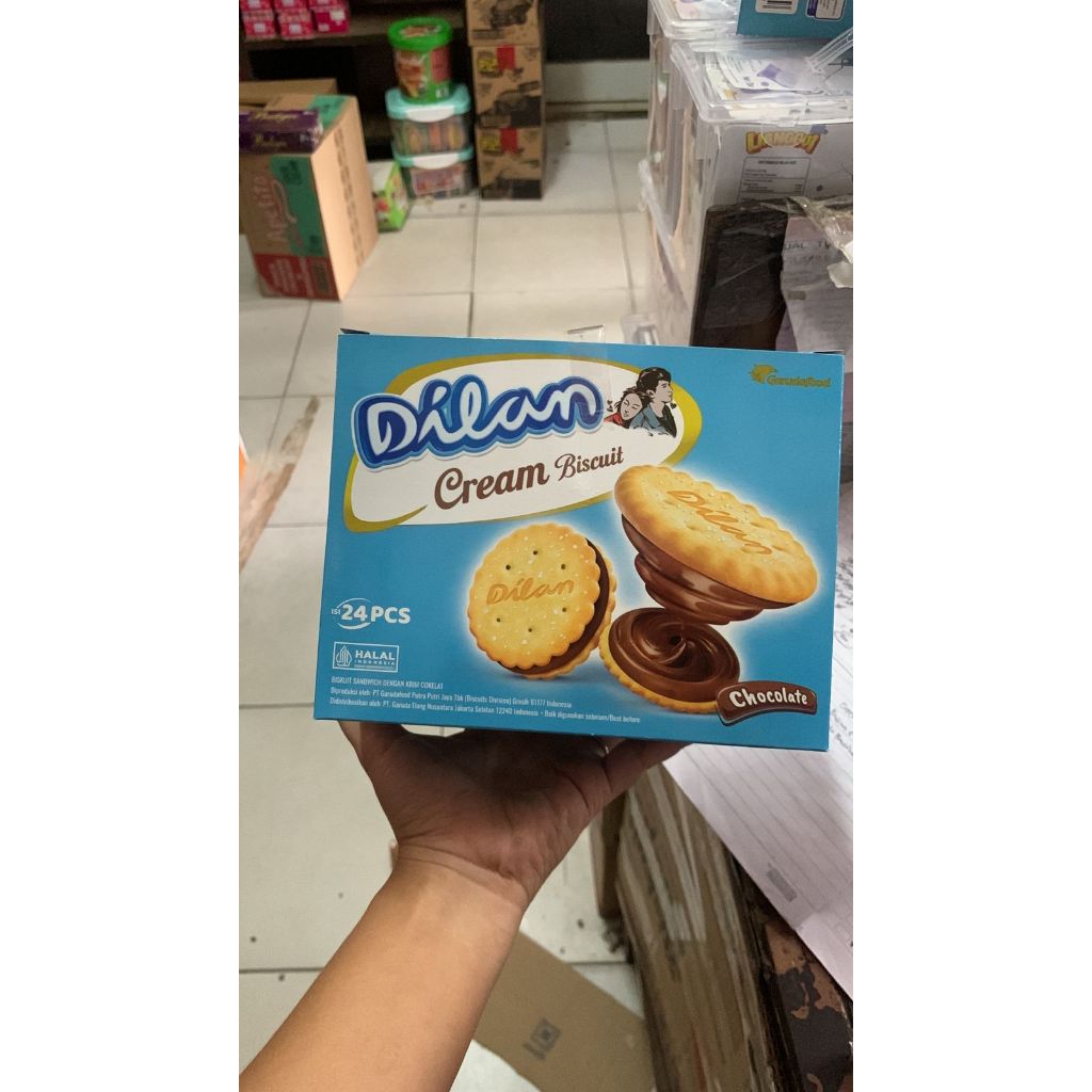 

dilan cream biscuit box