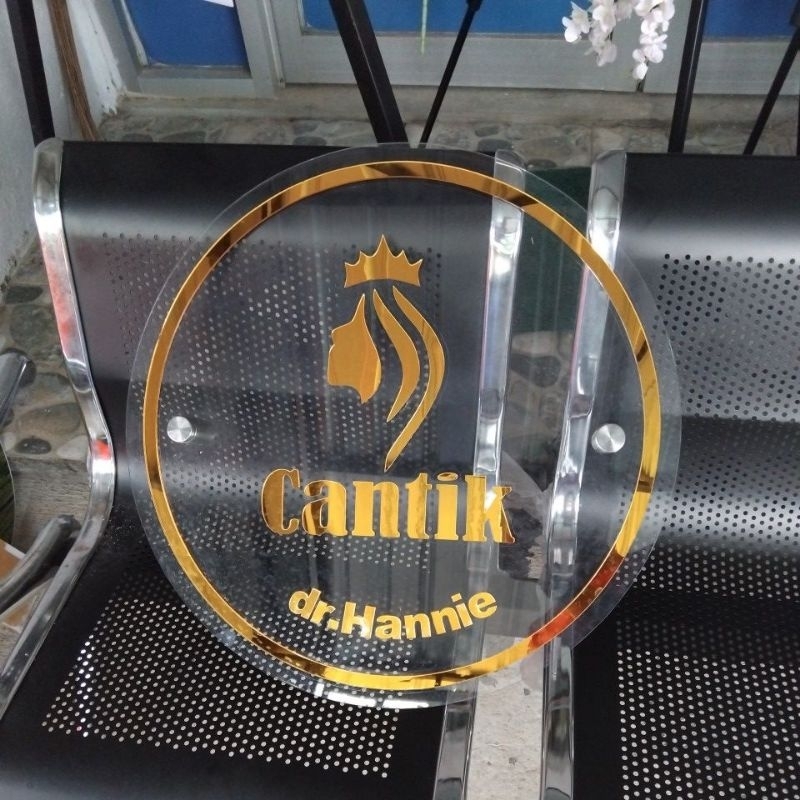 

Papan Nama Toko Alrilik Gold Logo Klinik Online shop Usaha