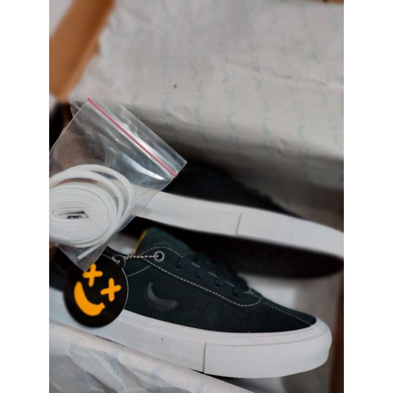 FYC FOOTWEAR MUSAC X NAVIS