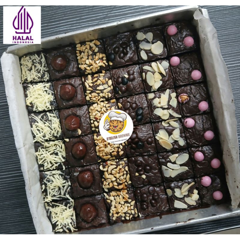 

FUDGY BROWNIES DARK CHOCOLATE 36 POTONG