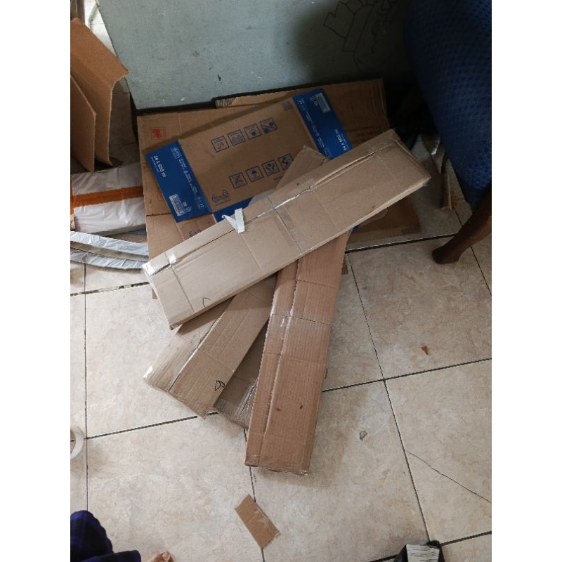 

Kotak Hadiah 01 jumbo