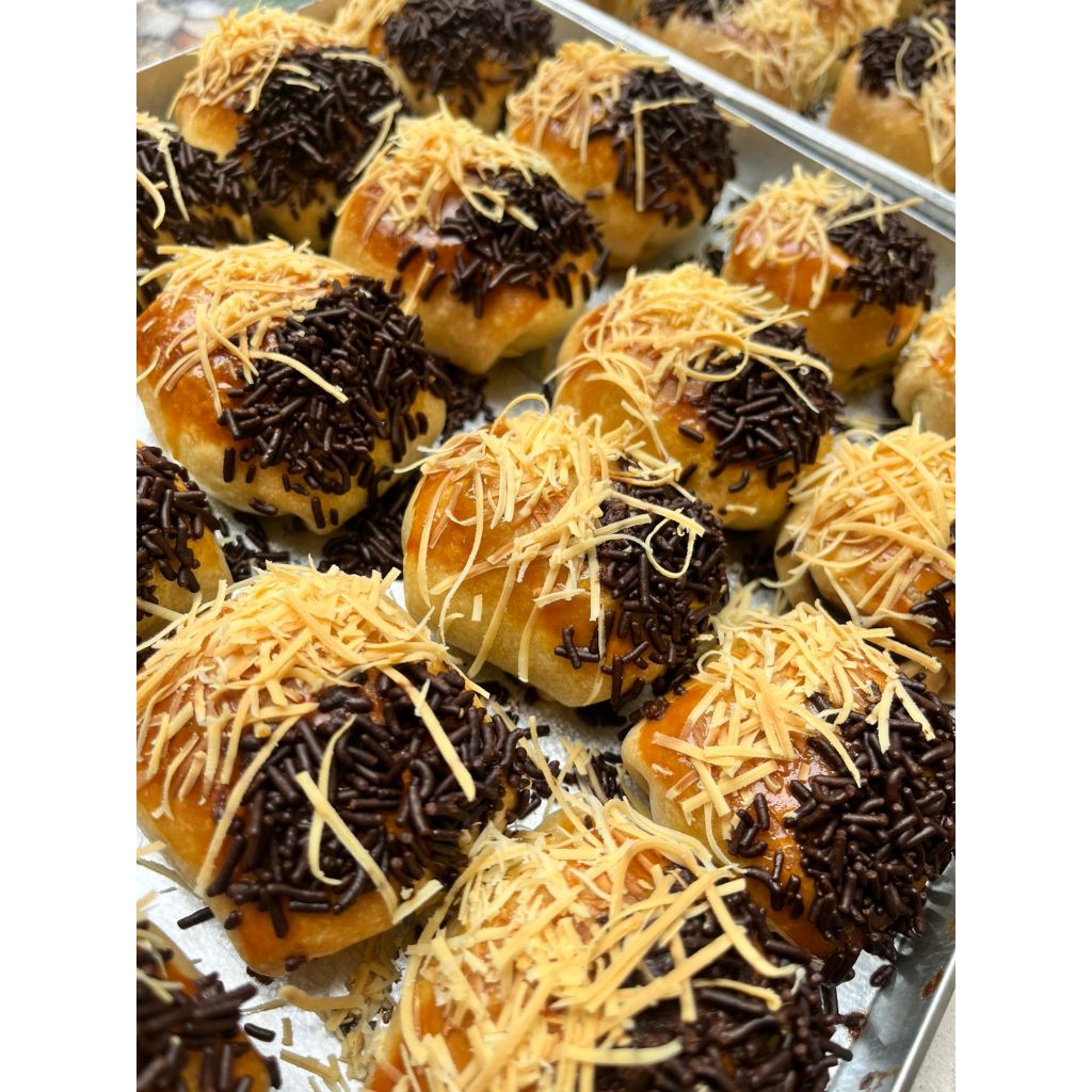 

BOLEN PISANG COKLAT KEJU PREMIUM By Dapur Yummy Asli Sragen Asri