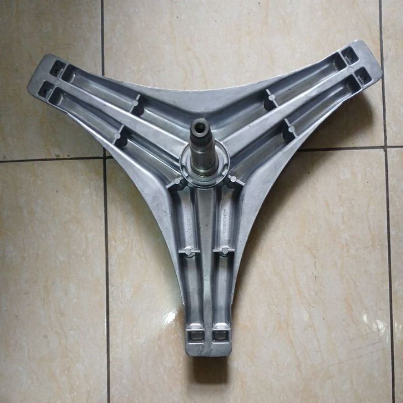 Spider / Dudukan segitiga mesin cuci LG front loading F1014NTGW