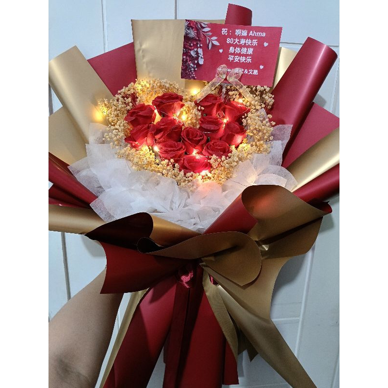 

BUKET VALENTINE / BUKET LOVE / BUKET ULTAH / BUKET HARI IBU / BUKET ANNIVERSARY / BUKET LED / BUKET WISUDA / BUKET BUNGA / BUKET BATAM