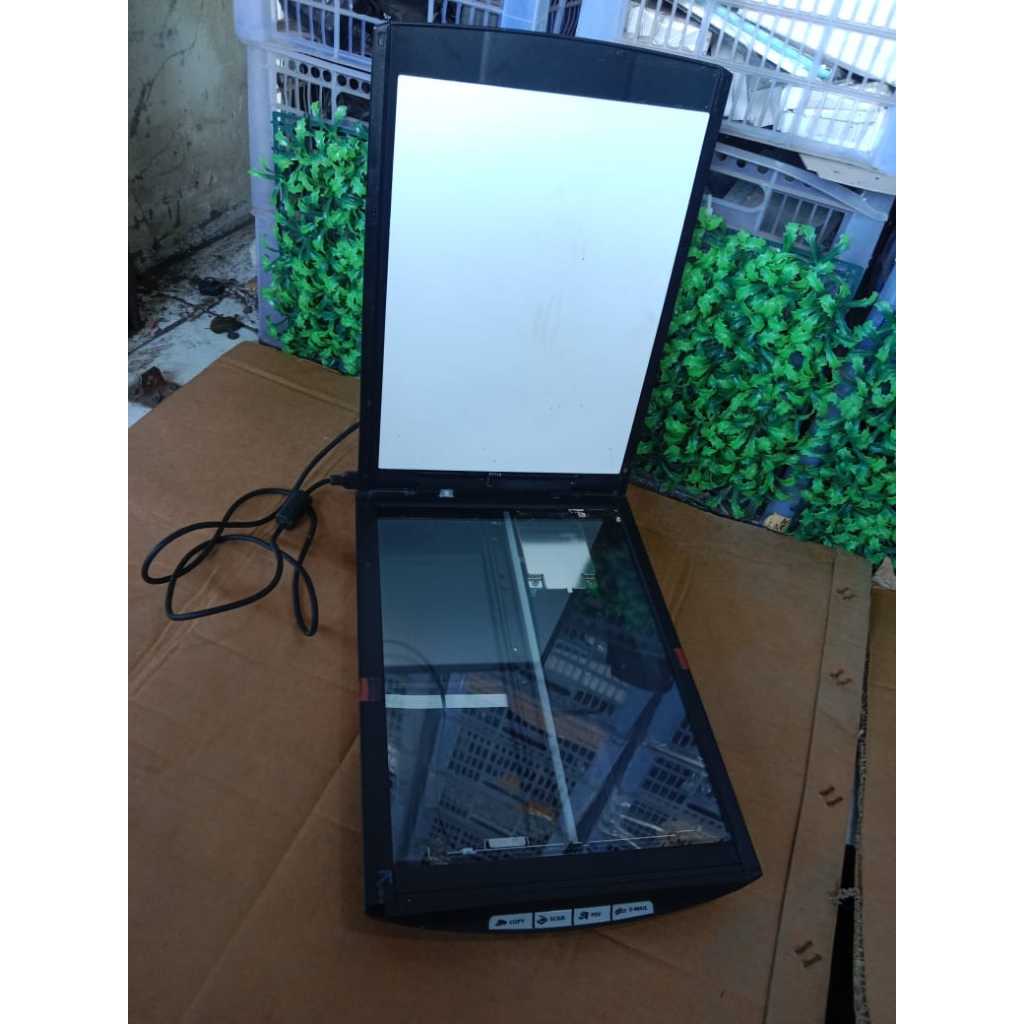BEKAS NORMAL Scan Scanner Canon CanoScan LiDE 100 Usb Dokumen Foto Komputer Solo2 Darma