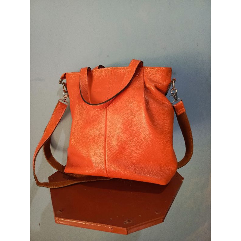 (Preloved) Totebag Branded Kulit Asli "Vandee"