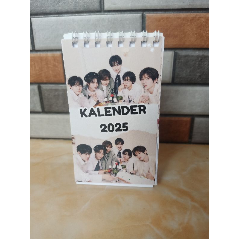 

KALENDER 2025 NCT WISH - FREE PC GLITER WISHFUL - FANKIT NCT WISH -