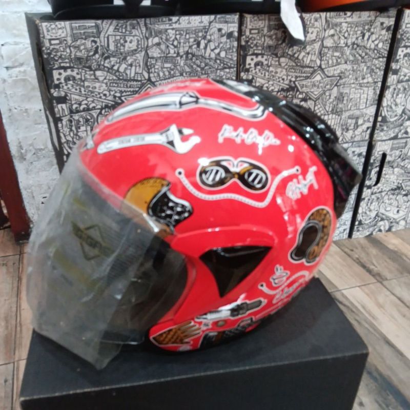 HELM GIGAS HALF FACE