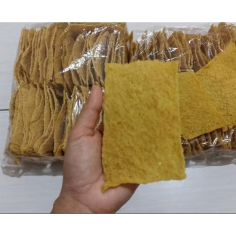 

kerupuk puli mentah rasa bawang 1 kg / krecek krupuk puli