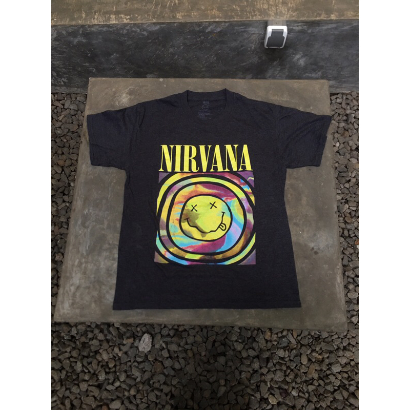 Kaos Band Vintage / Tshirt Band NIRVANA Official Tag