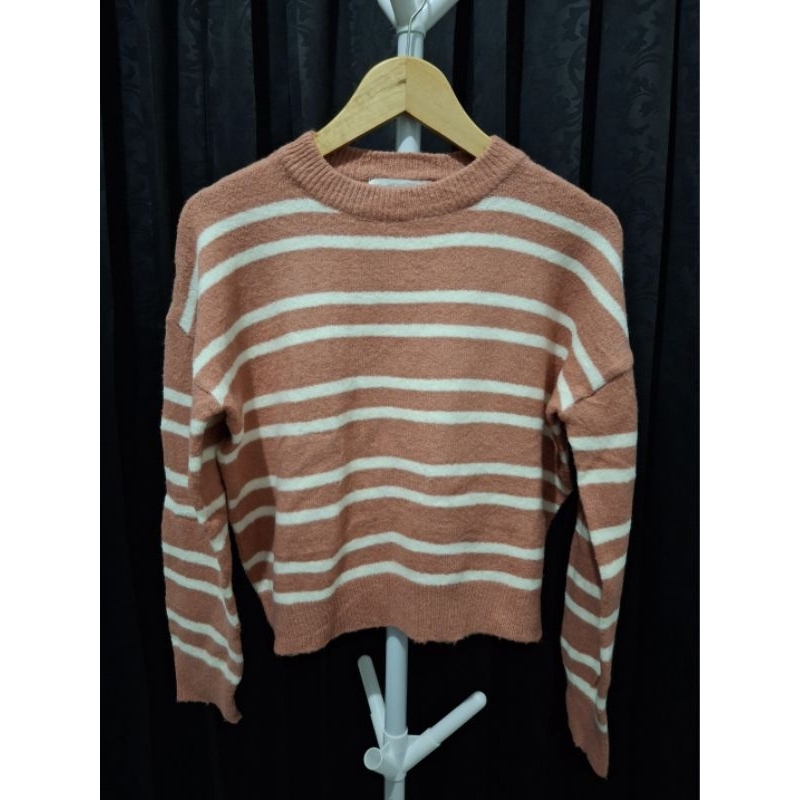 Sweater Garis 66girls knit