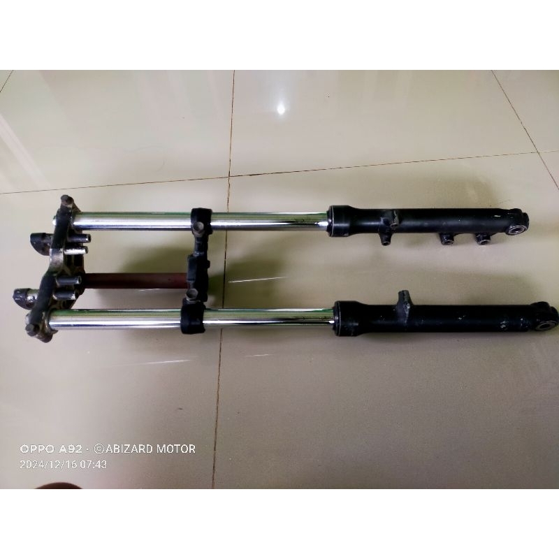 shockbreaker depan Suzuki thunder copotan original