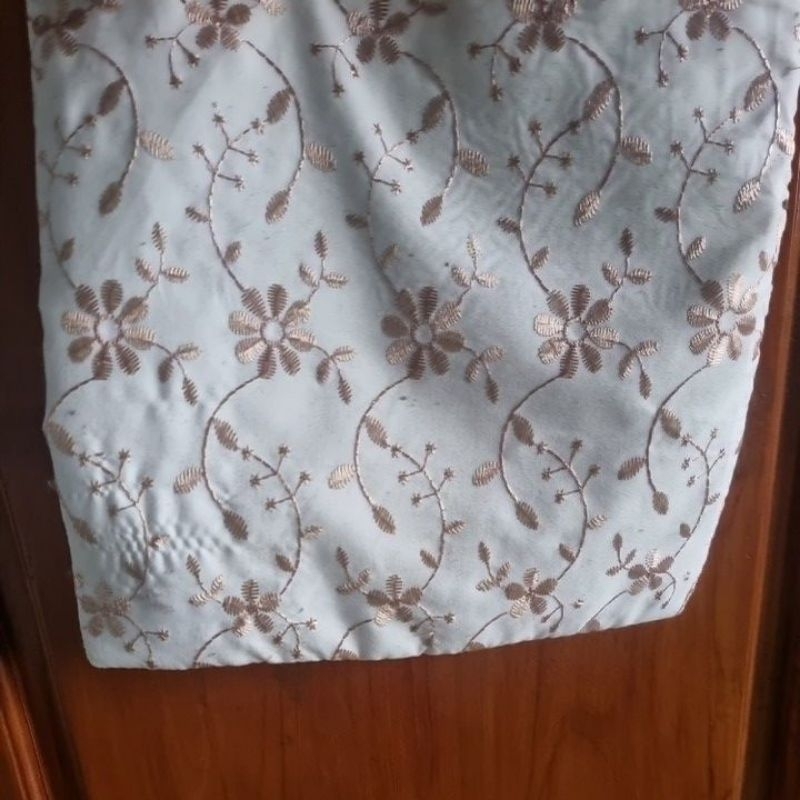 tas lipstik elegan cantik