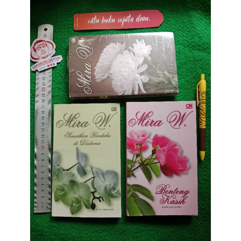 Paket Murah 3 Buku Novel karya Mira W.