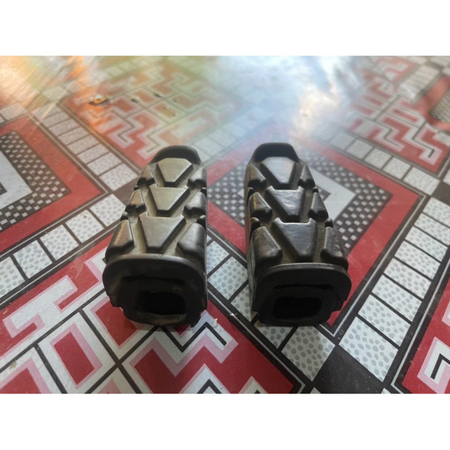 Karet Footstep Honda Verza Megapro Sonic Supra Gtr Cbr150 Cb150r Step Depan/Belakang Set Kanan Kiri 