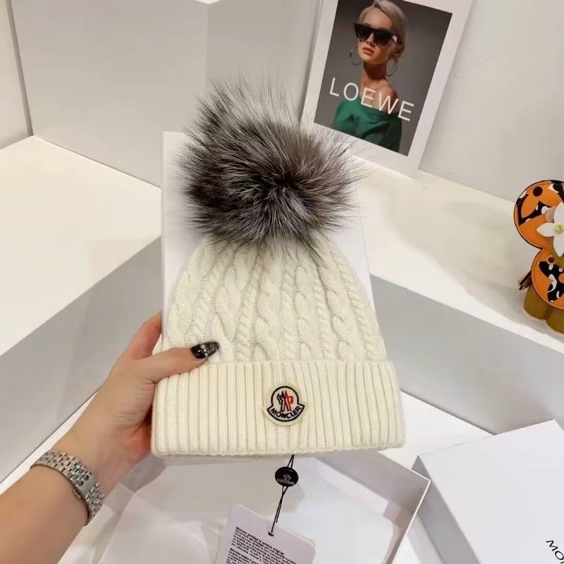 topi moncler pom2 bisa lepas