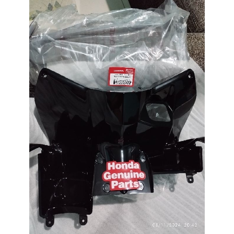 81131KZR600ZK / COVER INNER UPPER DEK KONTAK VARIO 125 OLD KZR