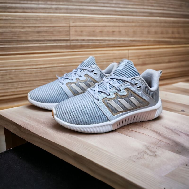 Sepatu Adinda Climac00L sky blue