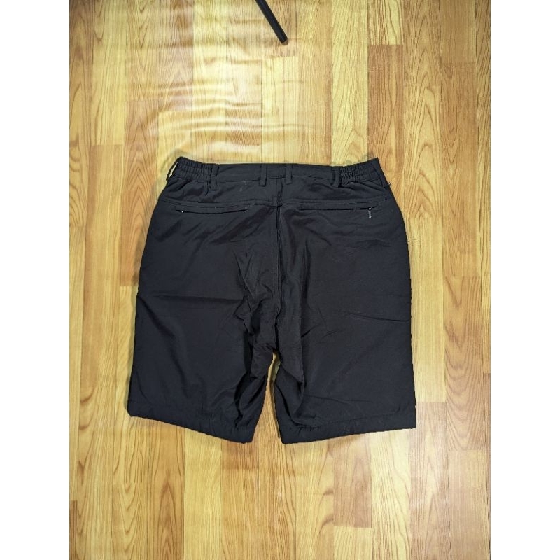 celana pendek UNIBOS