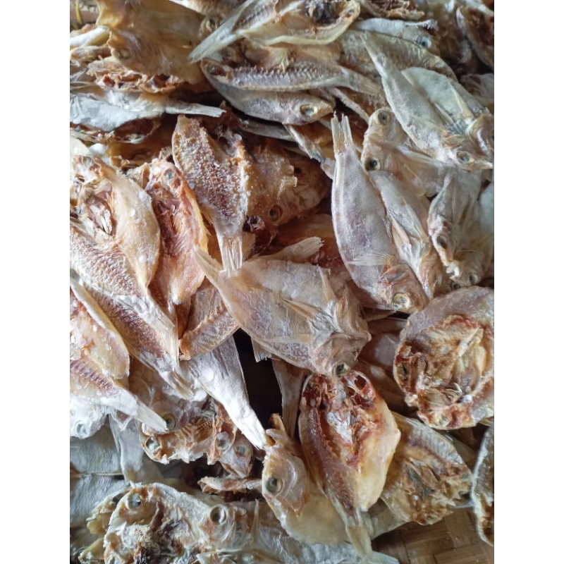 

ikan asin belah 250gram-ikan kering gurih lezat fresh