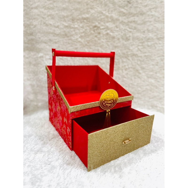 

Kotak Laci / box imlek / parcel imlek / hampers imlek / sanjit