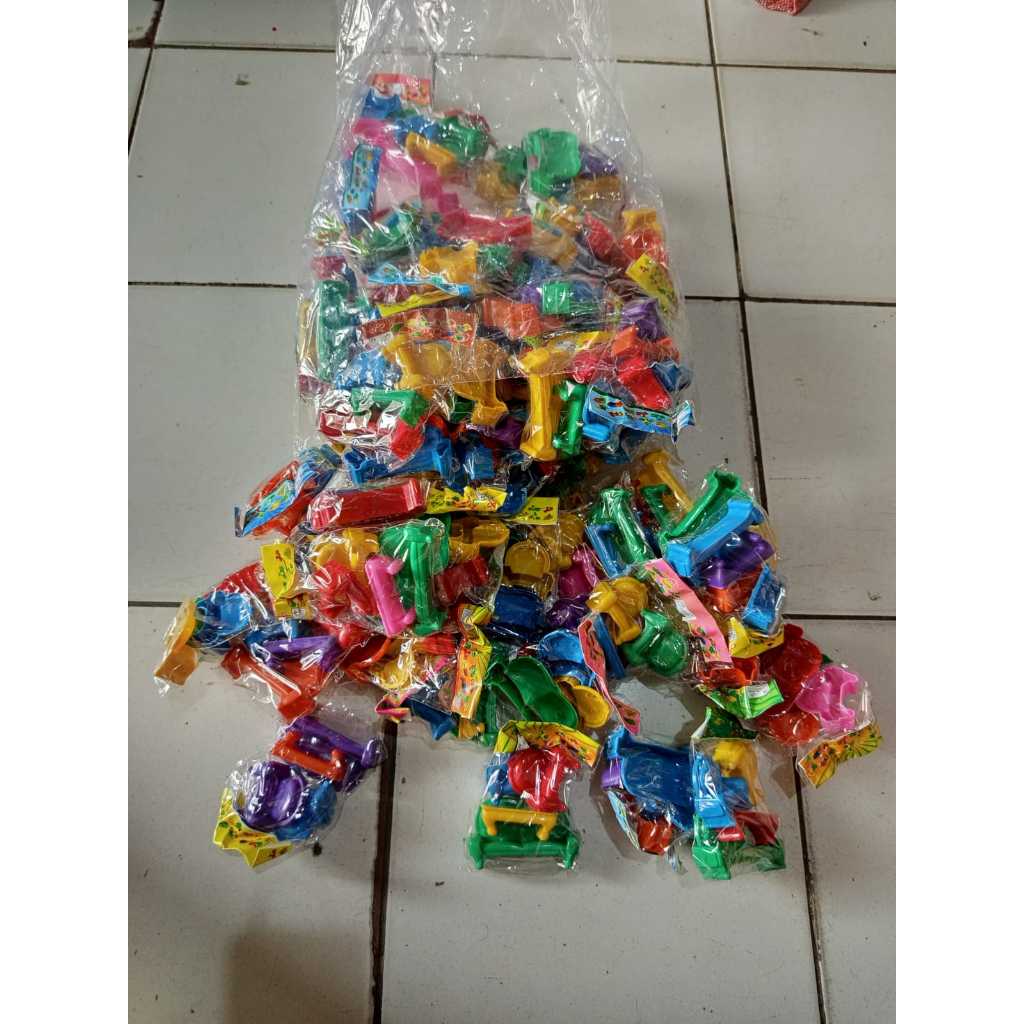 Sofa Meja Set Mainan Plastik Kecil 1 Bal isi 60 Pak