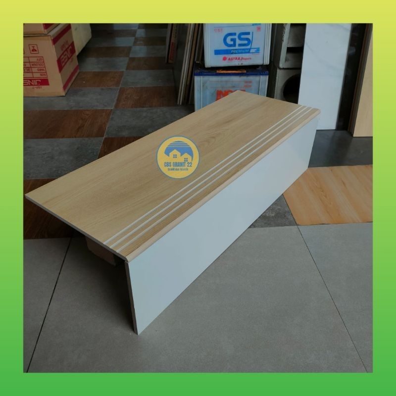 Granit Tangga motif kayu 30x80 dan 20x80 palermo cream x putih