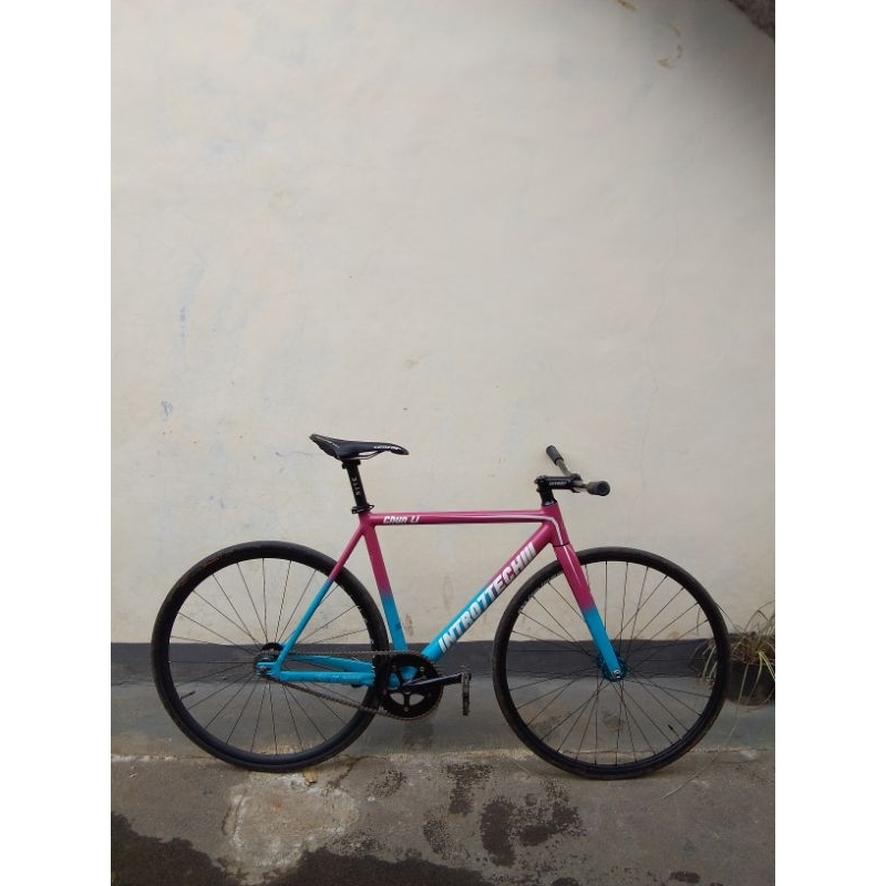 Fullbike intro7tech