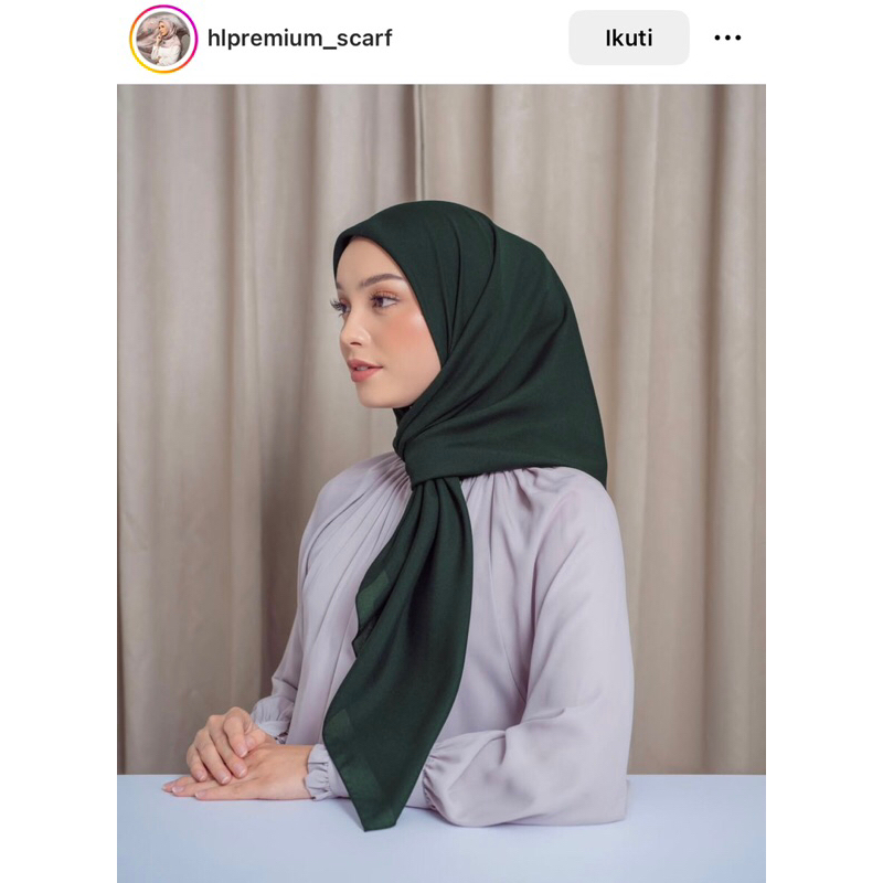 PRELOVED HL Voal label hitam - Green Bottle