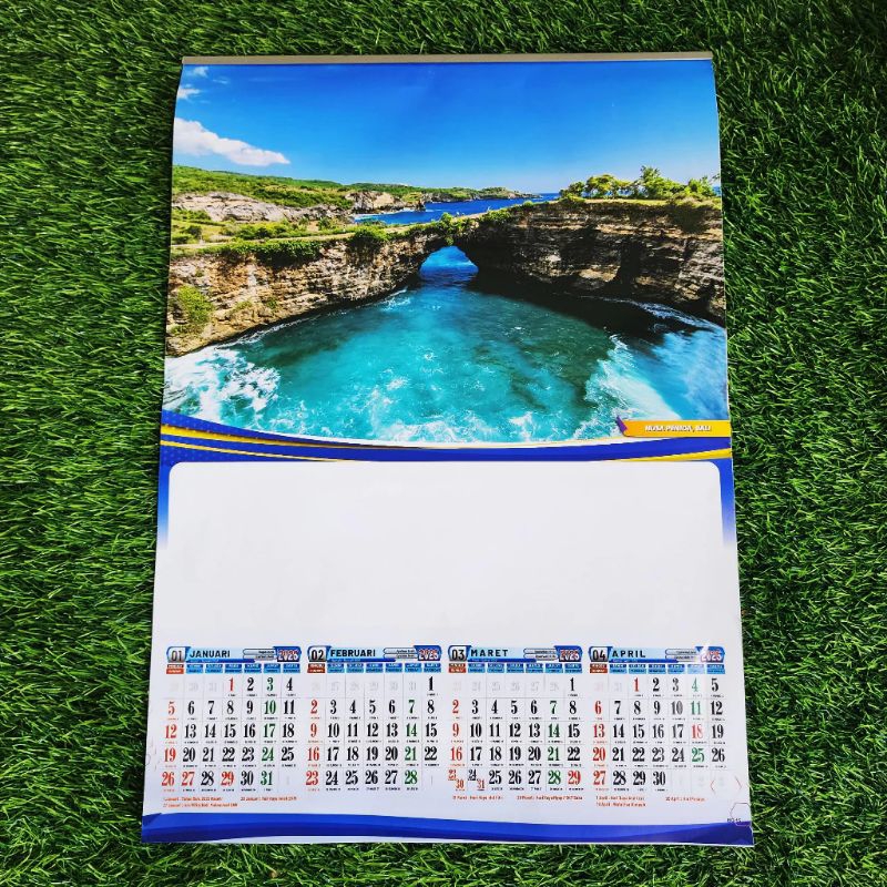 

Kalender 2025 (1kalender=3lembar) Gambar Kalender 2025 lengkap Kalender2025 Tanggalan