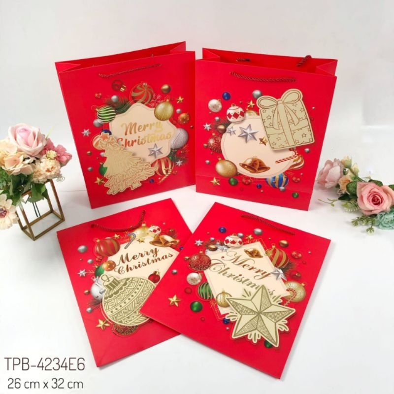

PAPERBAG NATAL MERRY CHRISTMAS UKURAN L / PAPERBAG KADO NATAL