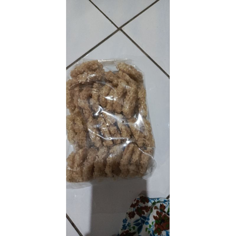 

RENGGINANG/RANGGINANG GURIH TERASI yayi azz 1/2kg