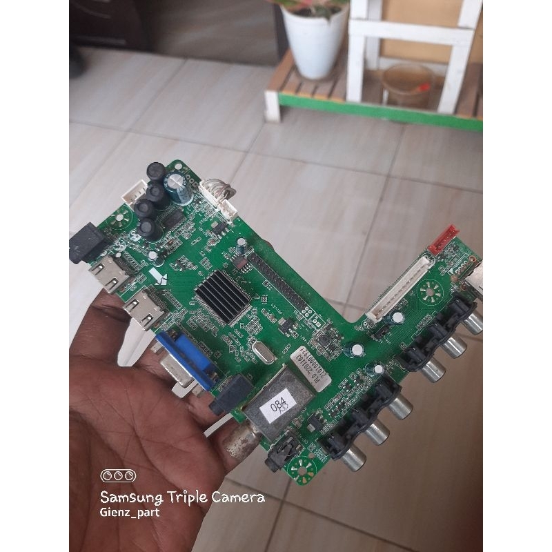 MB TV LED POLYTRON PLD22D110